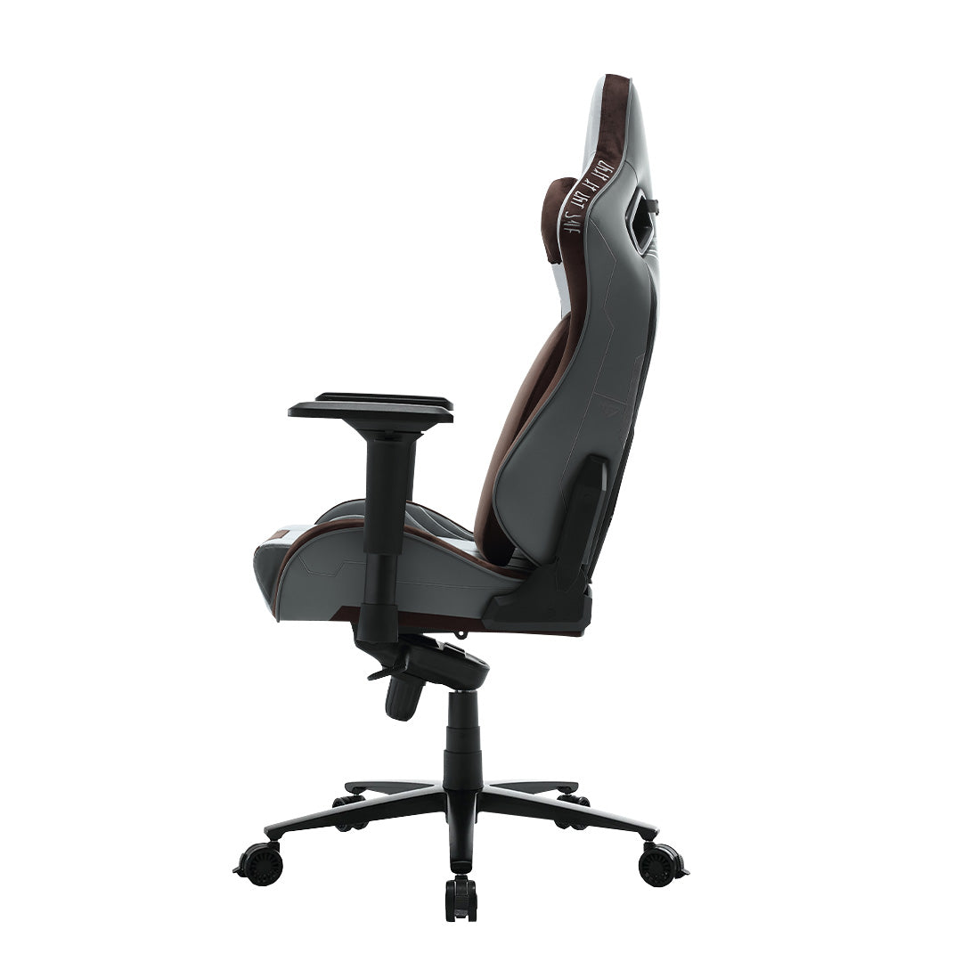 360° view of TTRacing Surge X Chair - Mandalorian Edition - angle 7